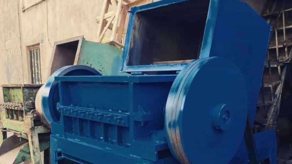 Plastik taşlama makinesi